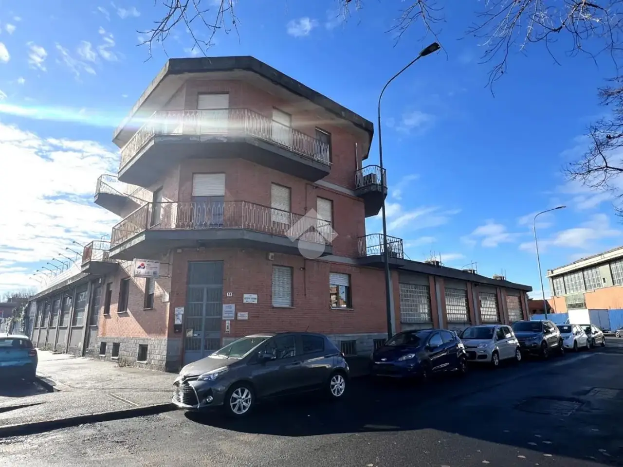 Capannone in Via Vittorio Cuniberti 53, Torino, {3} - Foto 2