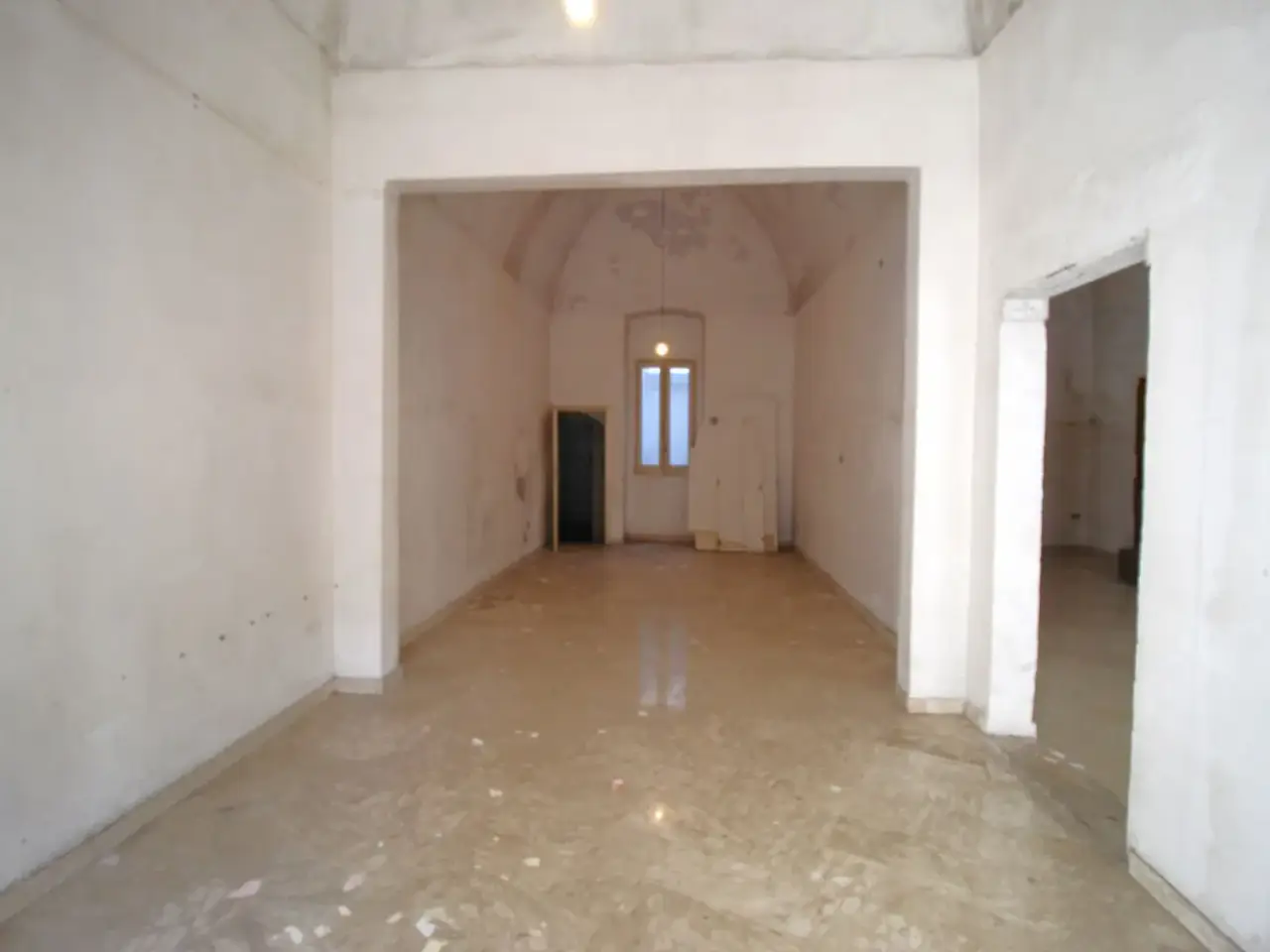 Locale commerciale in Via XX Settembre, 134, Galatone, Italia, Galatone, {3} - Foto 2