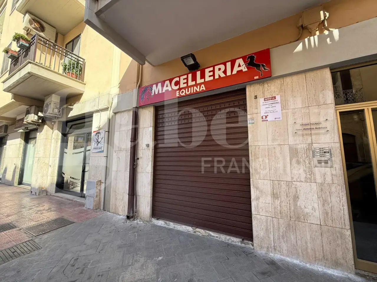 Negozio in Via Mario Pagano, Trani, {3} - Foto 2