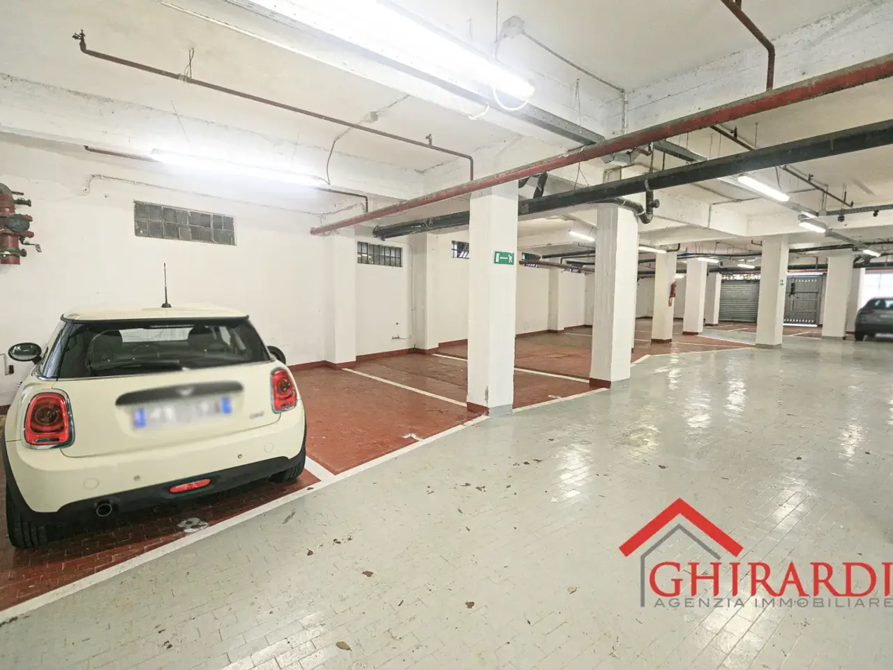 Parcheggio chiuso in Via Ruggero Leoncavallo 18r, Genova, {3} - Foto 2