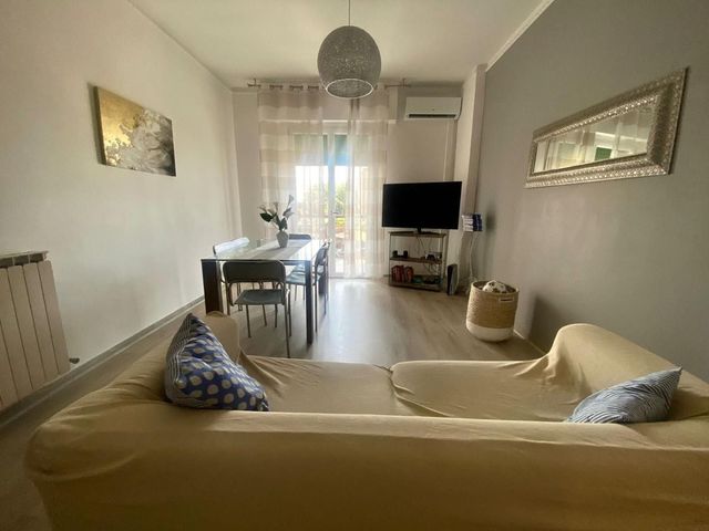 4-room flat in {3}, - Photo 1