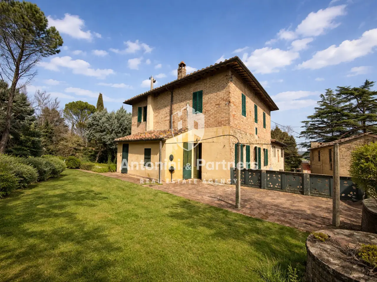 Palazzina commerciale in Viale Vittorio Veneto, Marsciano, {3} - Foto 1