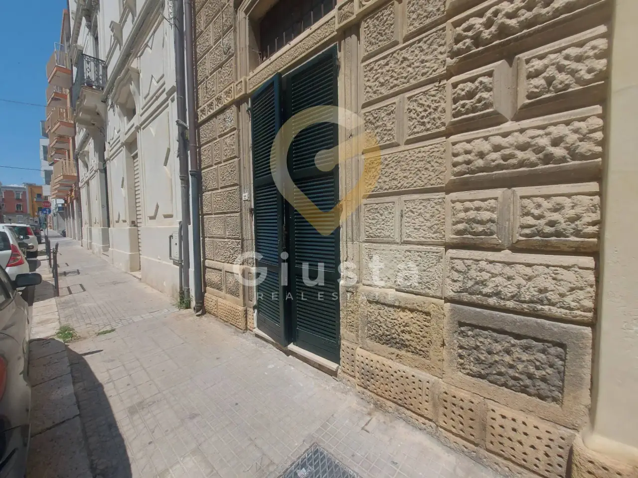 Esercizio commerciale in Via Saponea 42, Brindisi, {3} - Foto 1