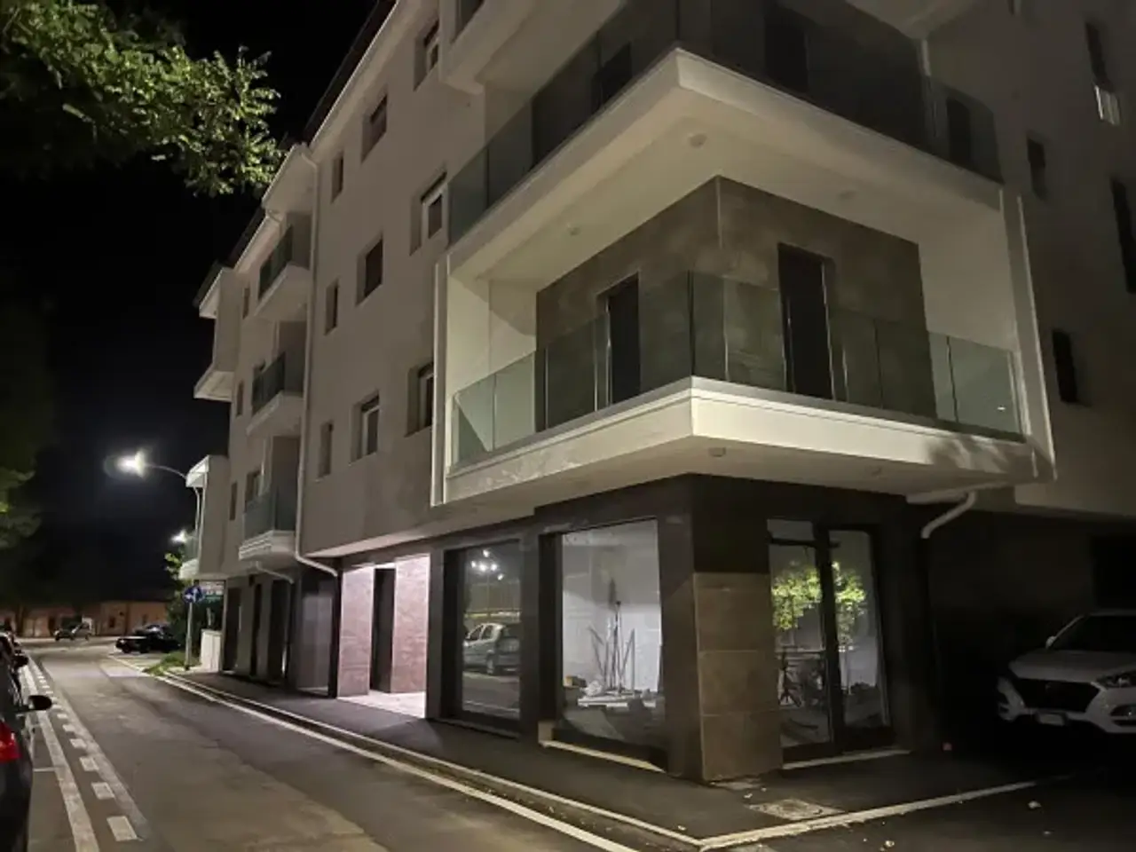 Negozio in Via Ponte Nuovo, Castel Di Sangro, {3} - Foto 1