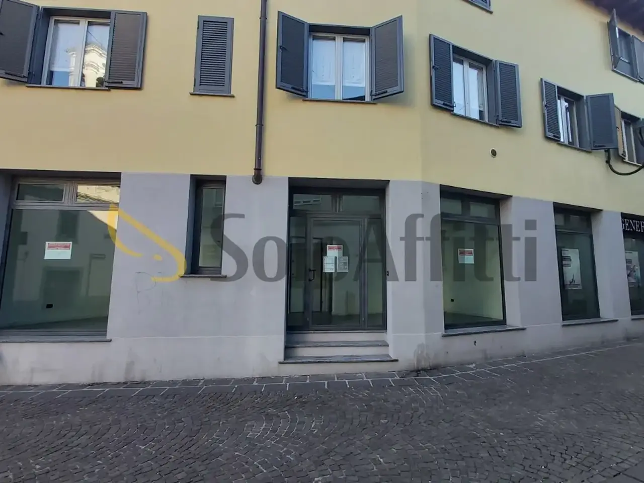 Negozio in , Melzo, {3} - Foto 1