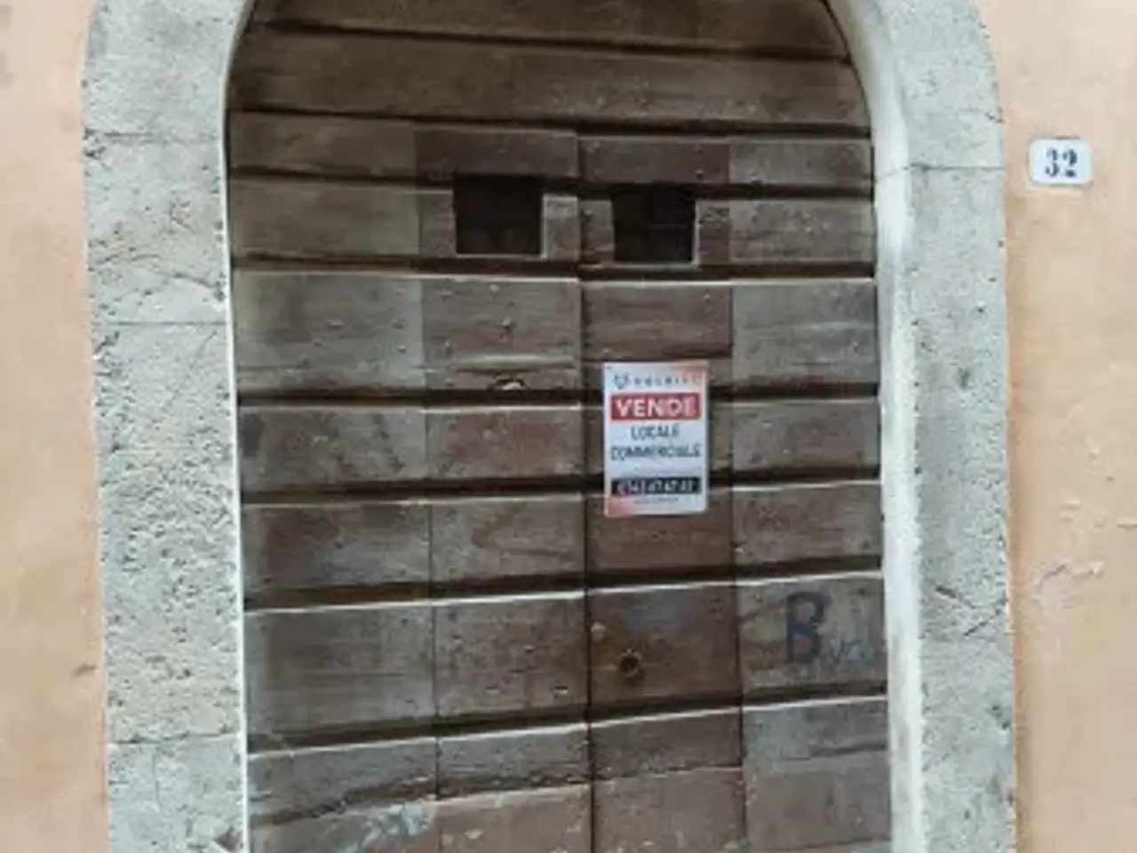Negozio in Via della Salaria Vecchia, Spoleto, {3} - Foto 2