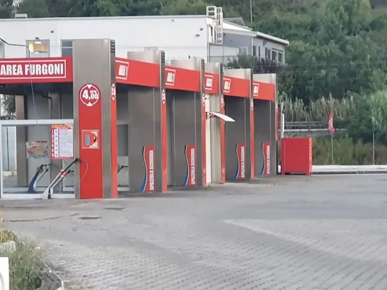 Autolavaggio in Via Valle Settedue, Colleferro, {3} - Foto 1