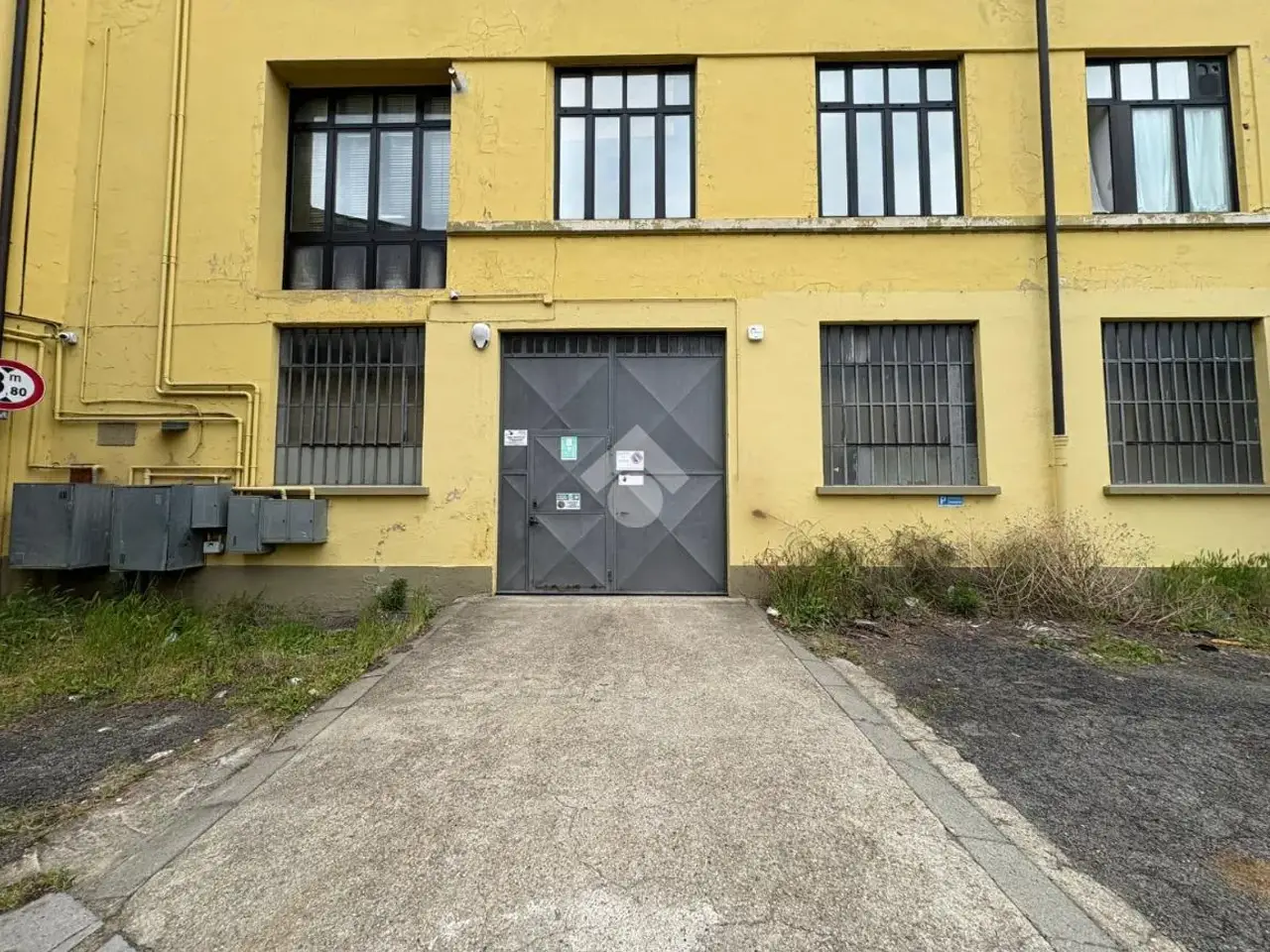 Capannone in Via Luigi Cadorna 11, Borgaro Torinese, {3} - Foto 1