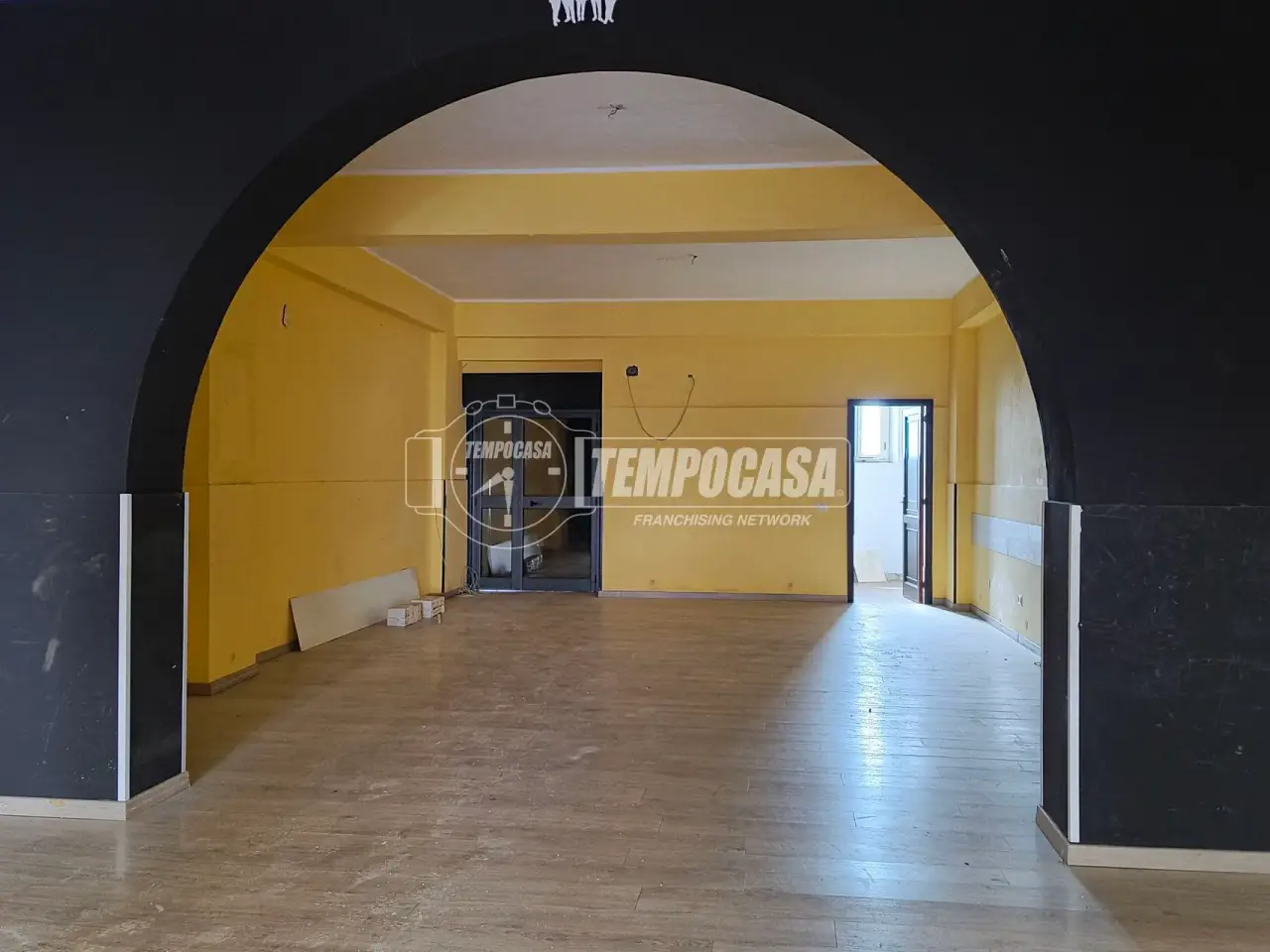 Negozio in Via Nazionale 128, Villafranca Tirrena, {3} - Foto 2