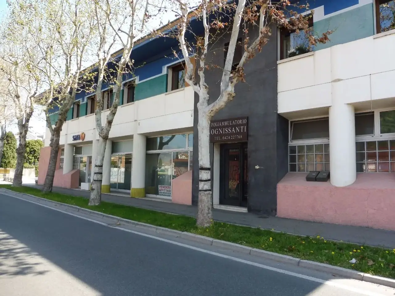 Ufficio in , Bassano Del Grappa, {3} - Foto 1