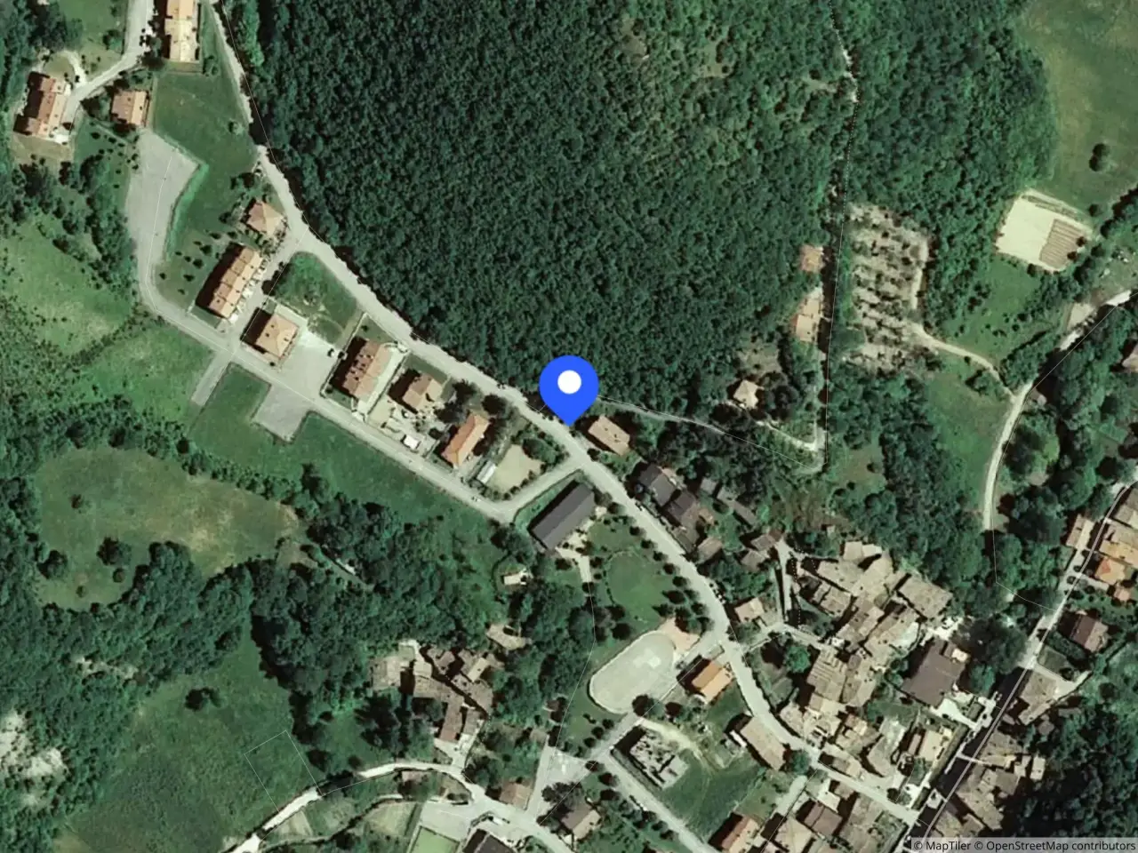 Fabbricato misto in Localita' Castello, Scn, 62025 Sefro MC, Italia 62025, Sefro, {3} - Foto 1