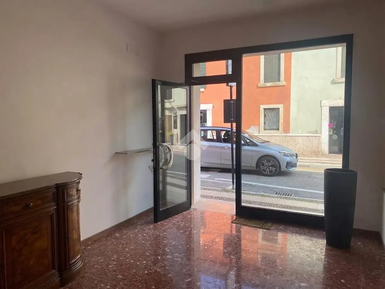 Ufficio in Via Pace 89, Villafranca Di Verona, {3} - Foto 2