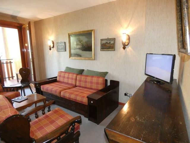 2-room flat in Via La Gleisa 9, Sestriere - Photo 1