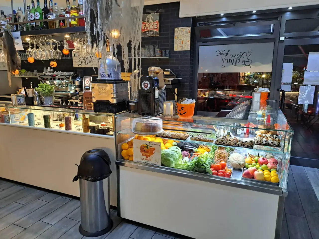 Pasticceria in Viale Alessandrino, Roma, {3} - Foto 2