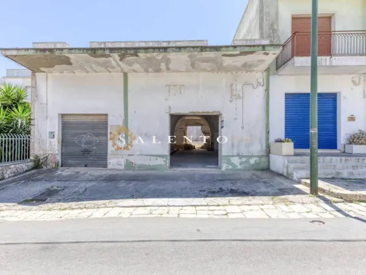 Negozio in Via Giuseppe Grassi 12, Castrignano Del Capo, {3} - Foto 1