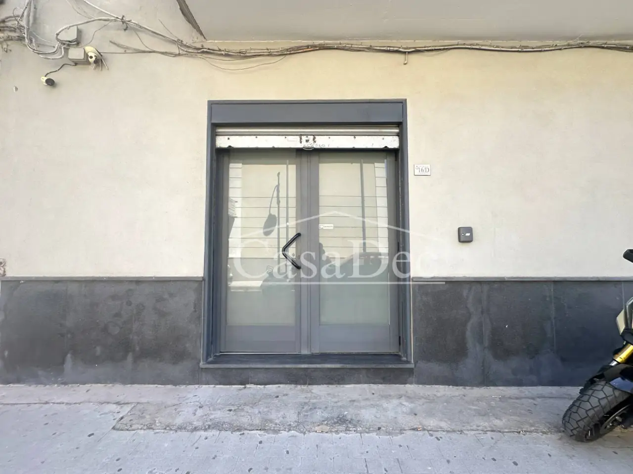 Negozio in Via Martino 21, Trentola Ducenta, {3} - Foto 2