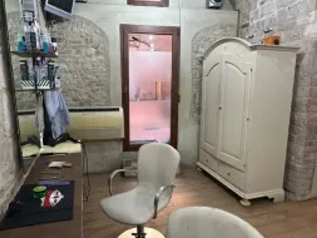 Negozio in Via Scuola d'Arti E Mestieri, Foligno, {3} - Foto 2