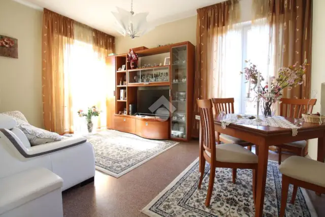 3-room flat in Via Fratelli Cervi 4, Trezzo sull'Adda - Photo 1