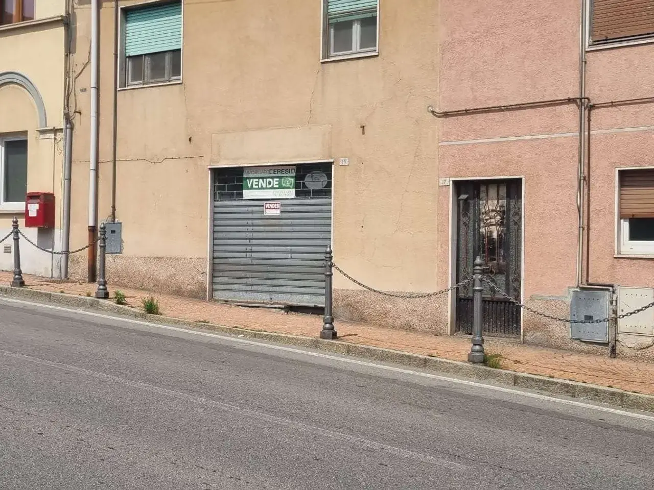 Negozio in , Clivio, {3} - Foto 1