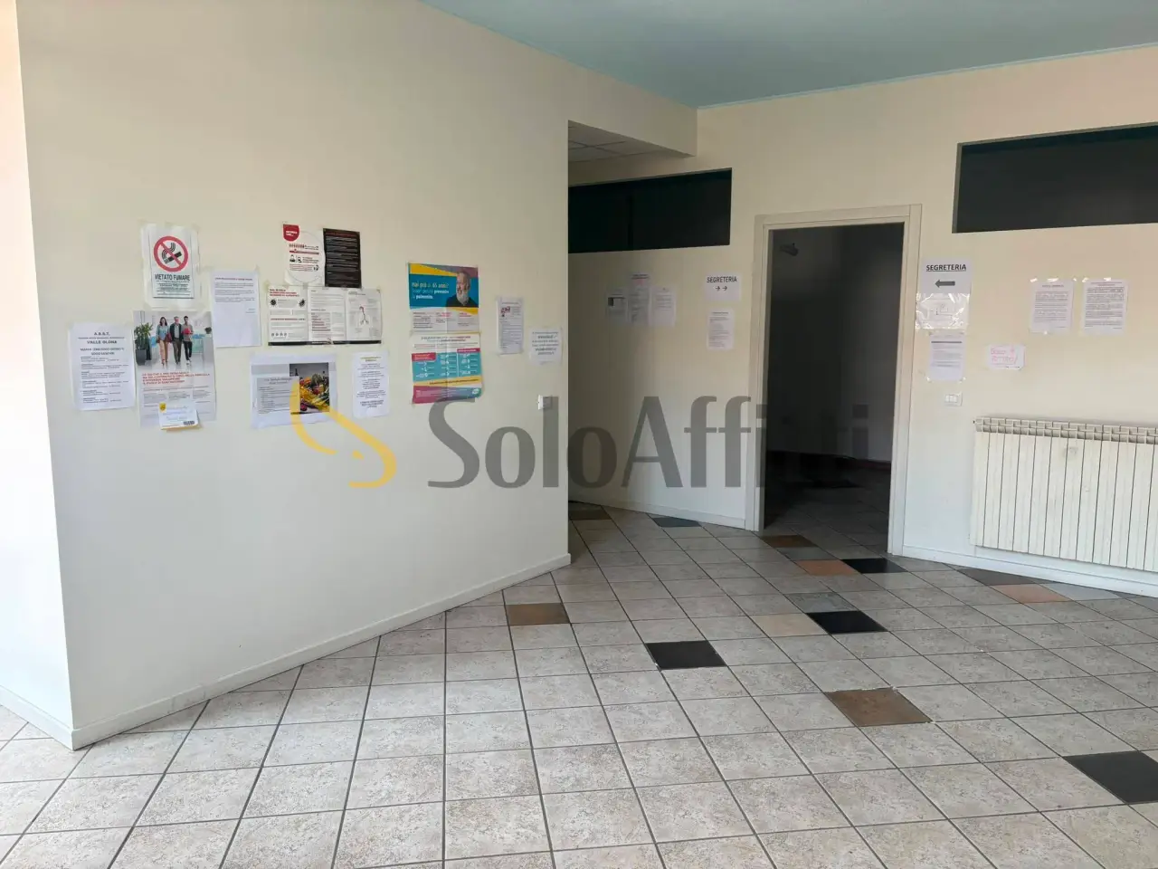 Negozio in Via Contardo Ferrini 42, Samarate, {3} - Foto 2