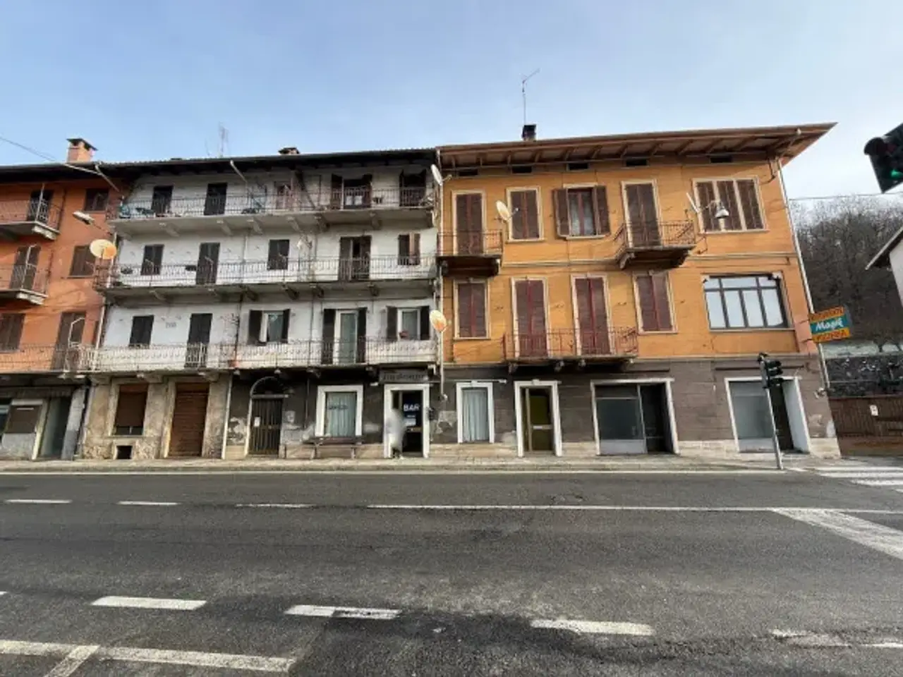 Negozio in Frazione Campore 71, Valdilana, {3} - Foto 2