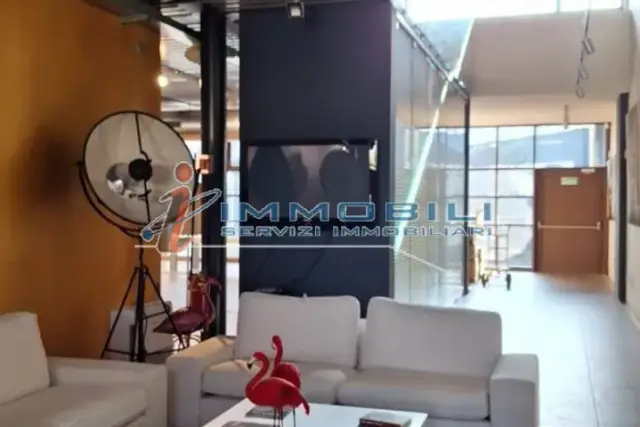 Laboratorio in affitto, Via Candiani Giuseppe, Milano - Foto 1