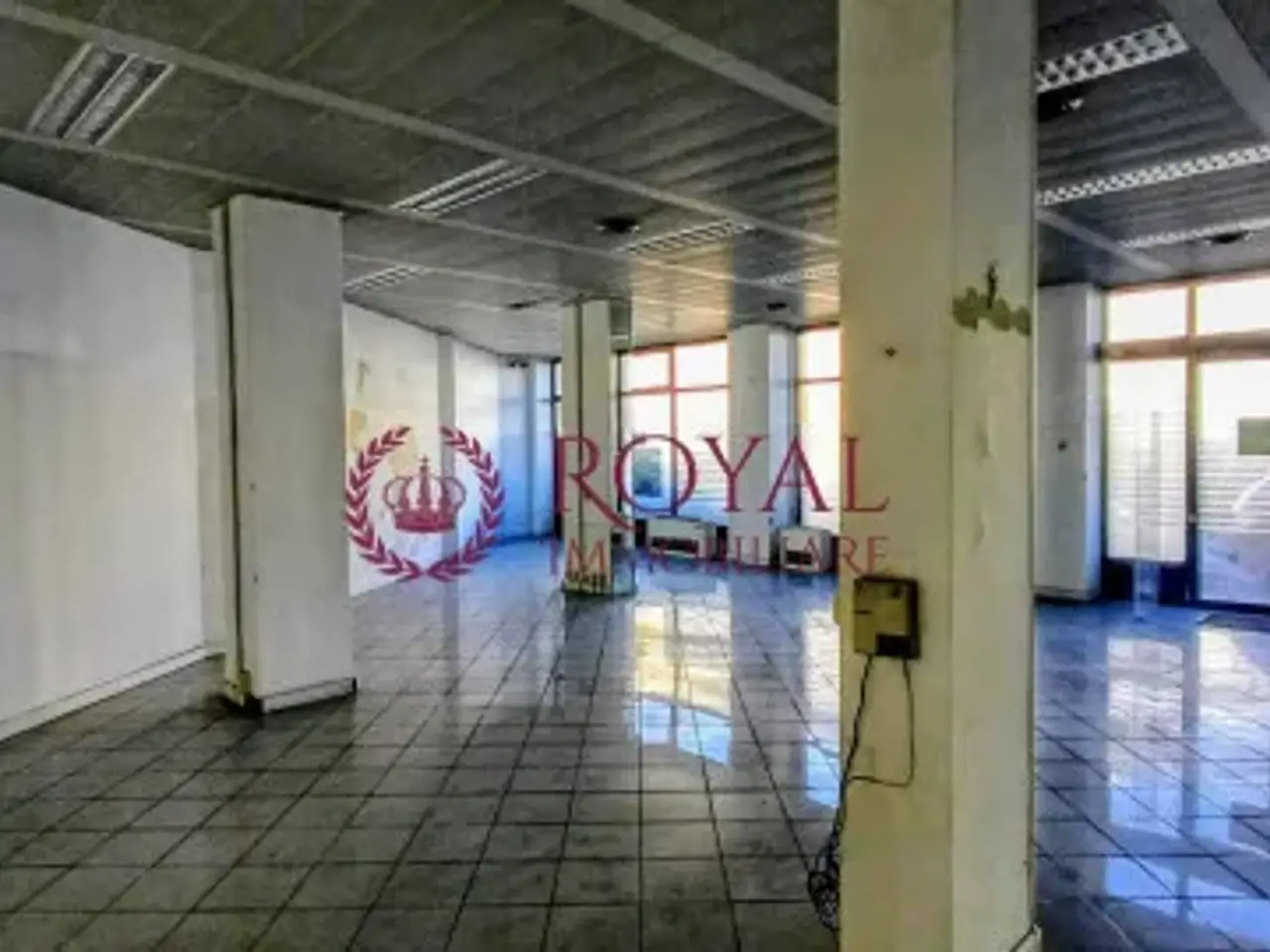Negozio in Scali Manzoni, Livorno, {3} - Foto 1