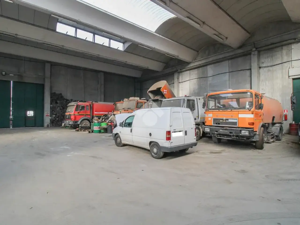 Capannone in Piazzale del Lavoro 2, Orzivecchi, {3} - Foto 1
