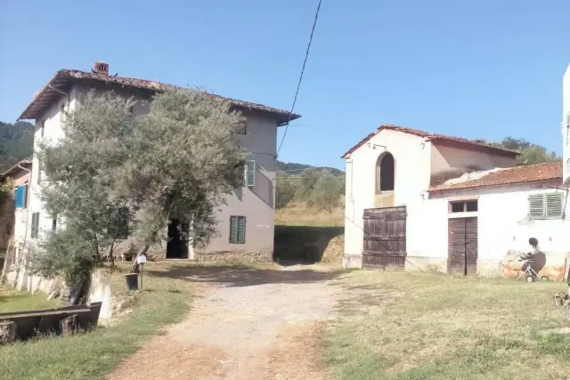 Detached house in Via San Giusto, Serravalle Pistoiese - Photo 1