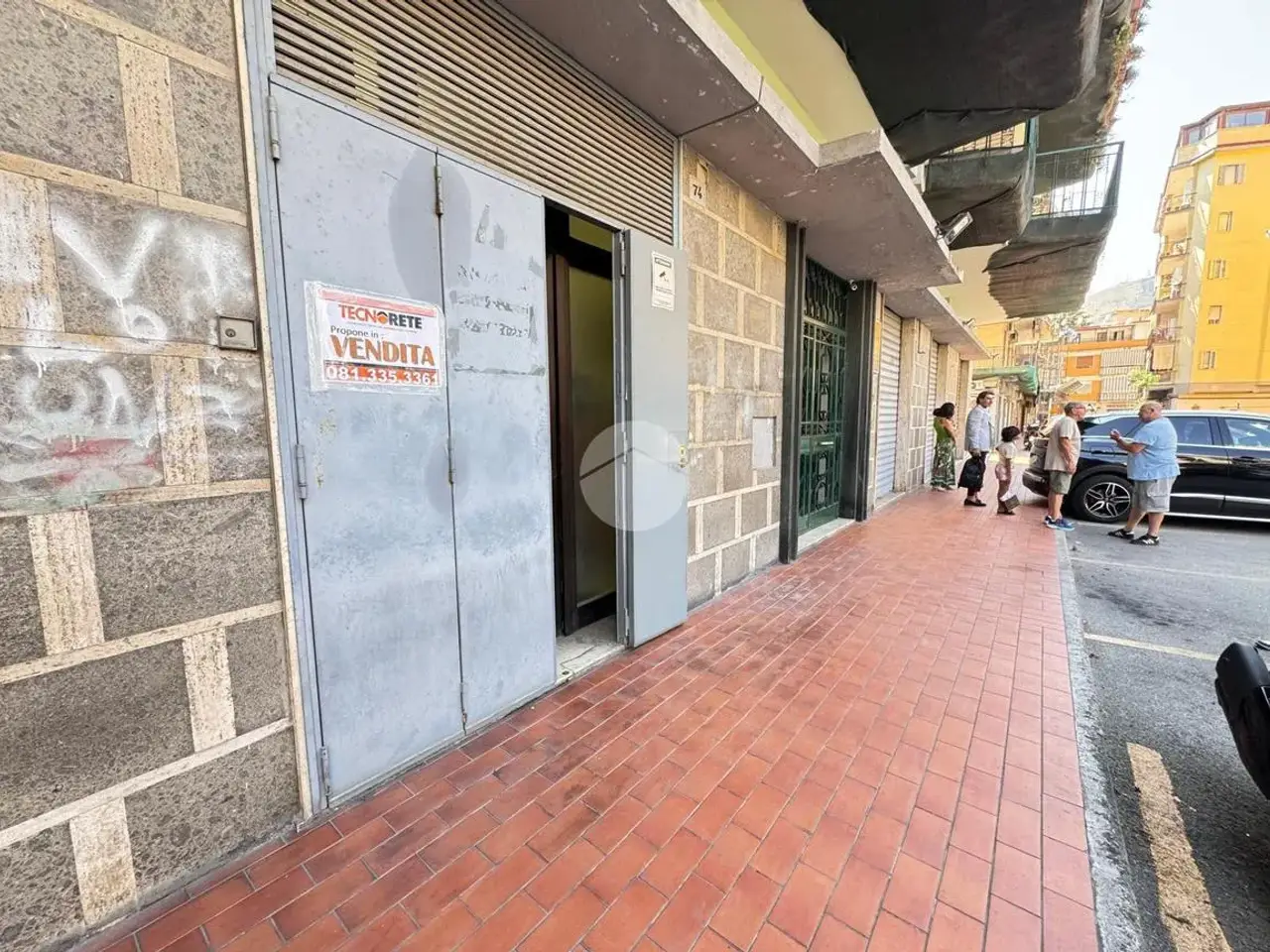 Negozio in Via Ben Hur 72, Napoli, {3} - Foto 1
