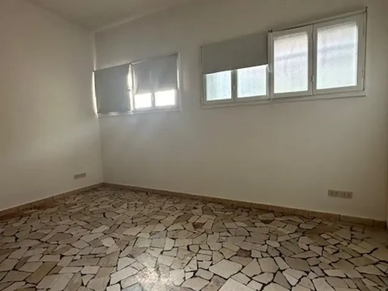 Laboratorio in Modena, Emilia Romagna, San Faustino, Italia, Modena, {3} - Foto 1