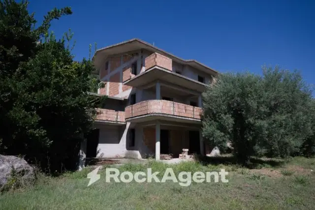 Mansion in Via Piscinola, Spigno Saturnia - Photo 1