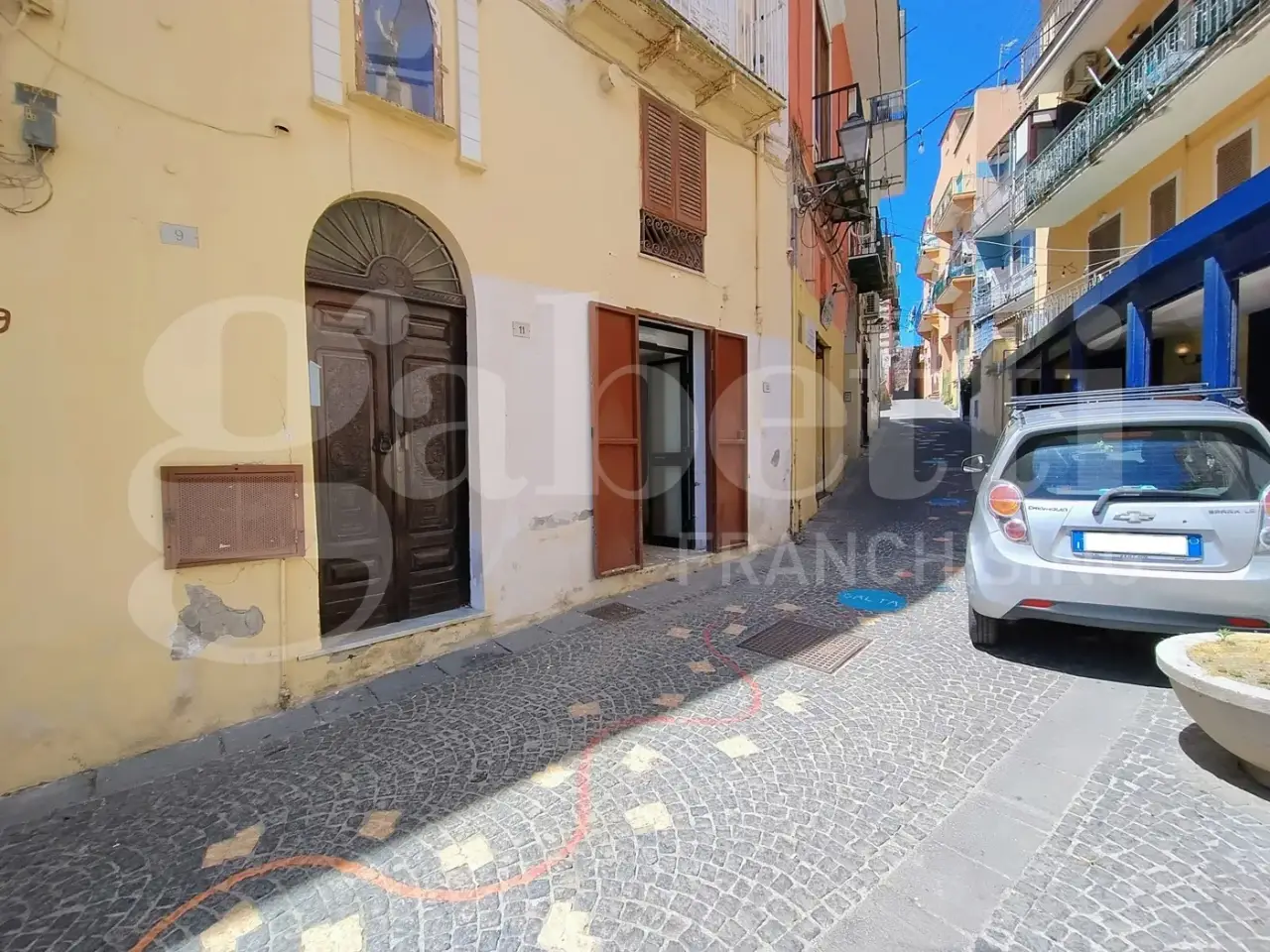 Negozio in Piazza XVII Gennaio 00, Monte Di Procida, {3} - Foto 2