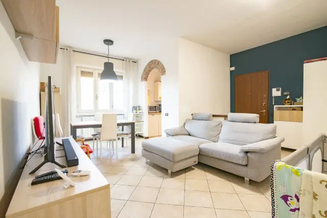 2-room flat in Via Giuseppe Verdi, Inzago - Photo 1