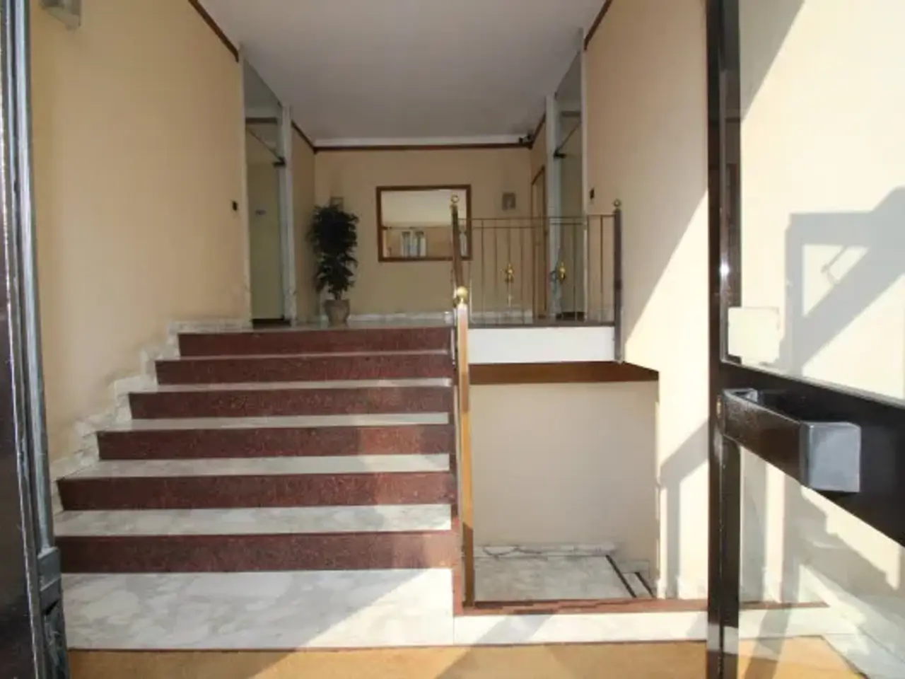 Ufficio in Via Giovanni Antonio Bazzi 16, Vercelli, {3} - Foto 2