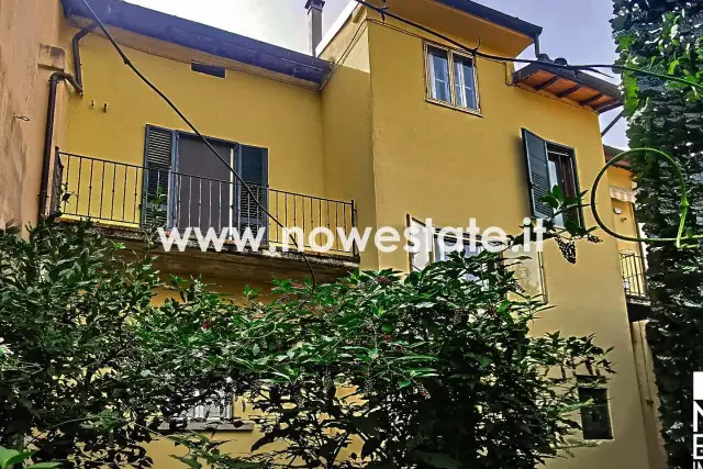 Detached house in Via Antonio Guadagnoli, Arezzo - Photo 1