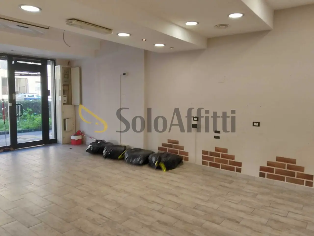 Negozio in Via Londra  18, Ciampino, {3} - Foto 2
