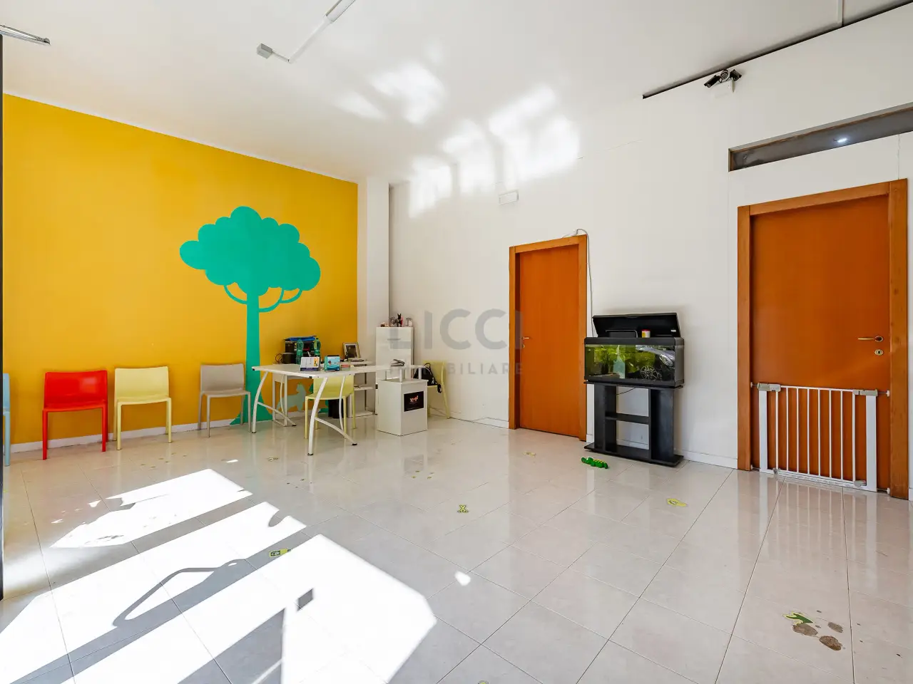 Negozio in Via S. Anna 55, Monopoli, {3} - Foto 2