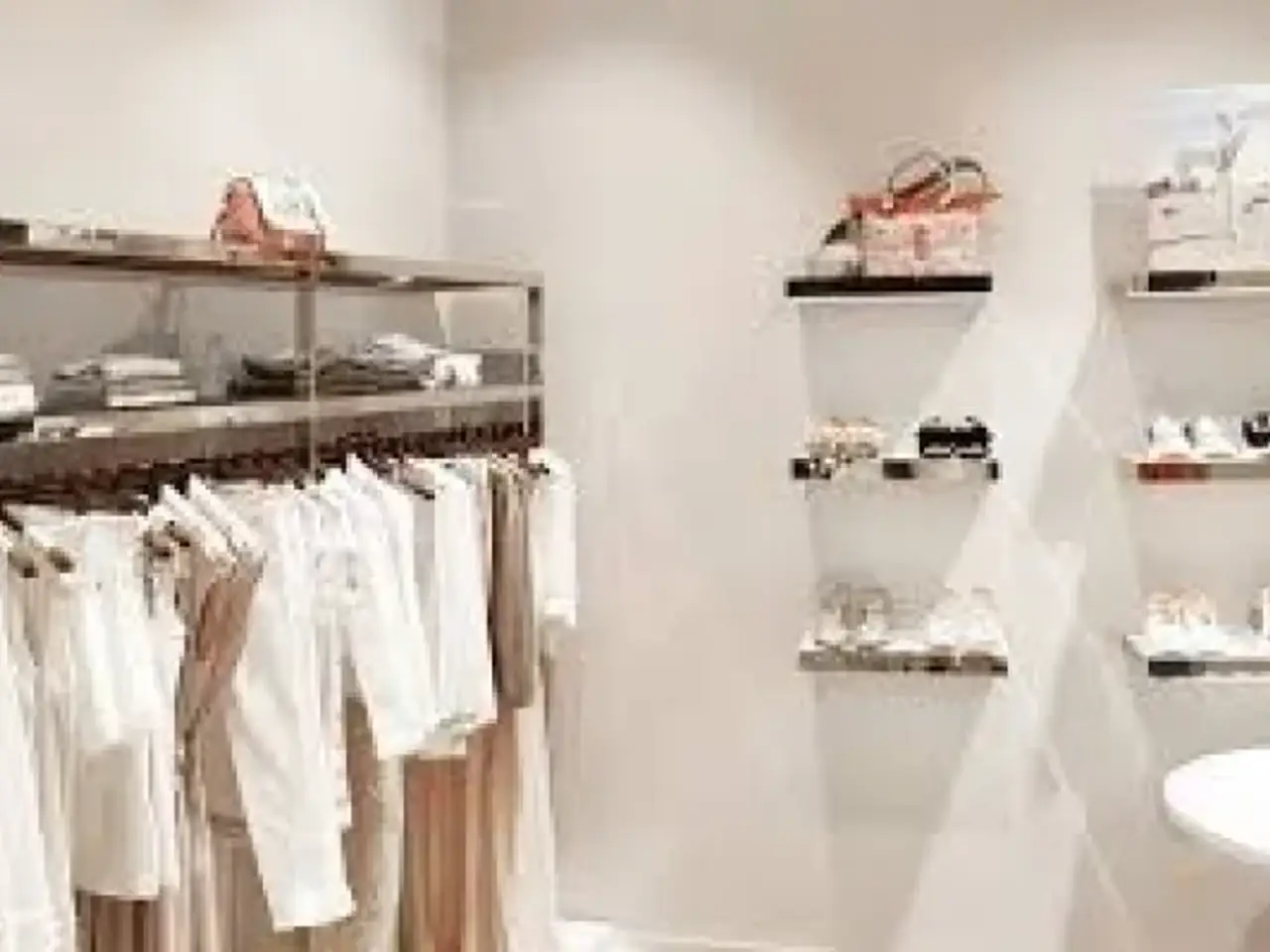 Negozio in Viale Maria Ceccarini, Riccione, {3} - Foto 1