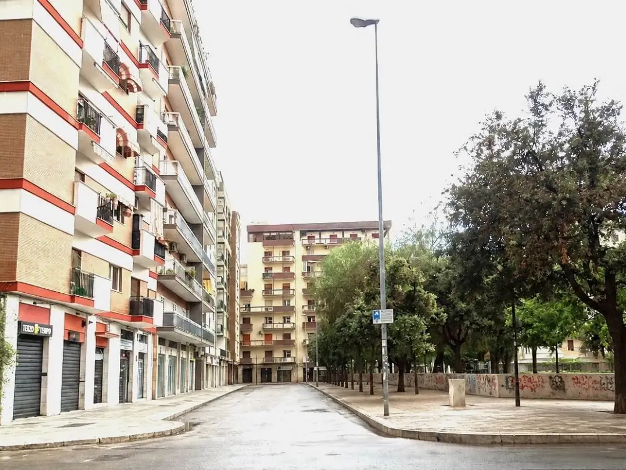 Negozio in Via Calvani, Bari, {3} - Foto 1