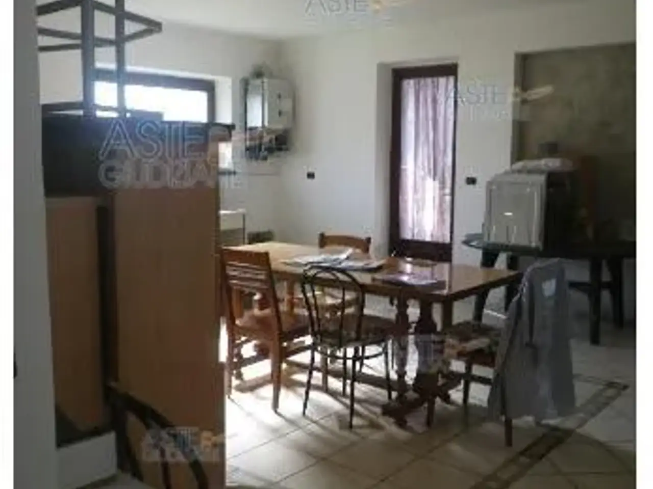 Laboratorio in Frazione Paglie, Strada San Pietro 8 8, Feletto, {3} - Foto 2