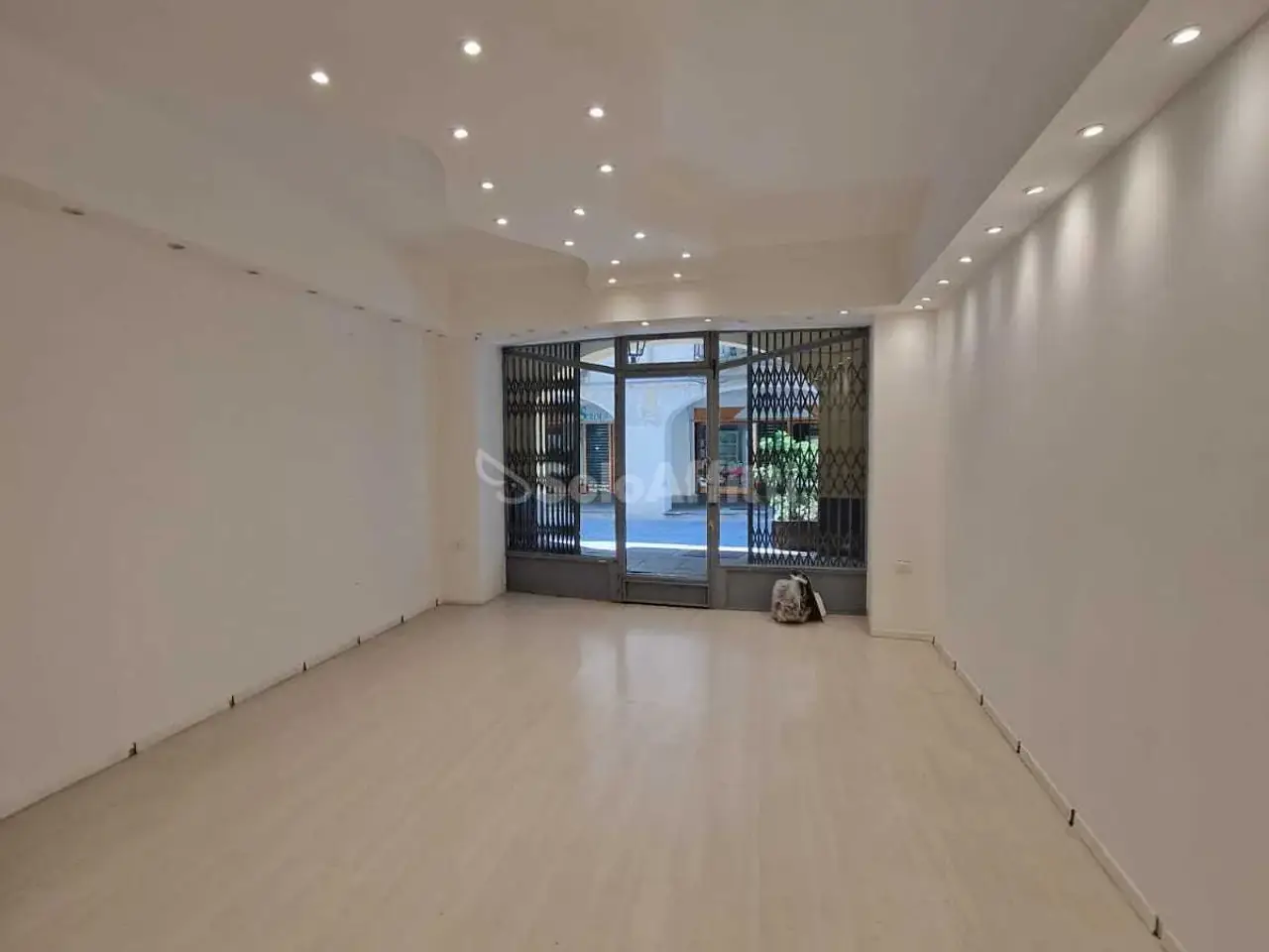 Negozio in Via Vittorio Emanuele 108, Cirie', {3} - Foto 2