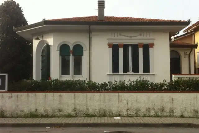 Mansion, Viareggio - Photo 1