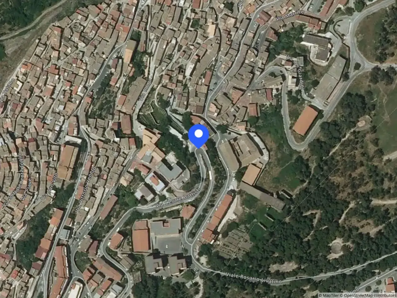 Fabbricato misto in Via dei Giardini - C.da San Domenico, Cammarata, {3} - Foto 1