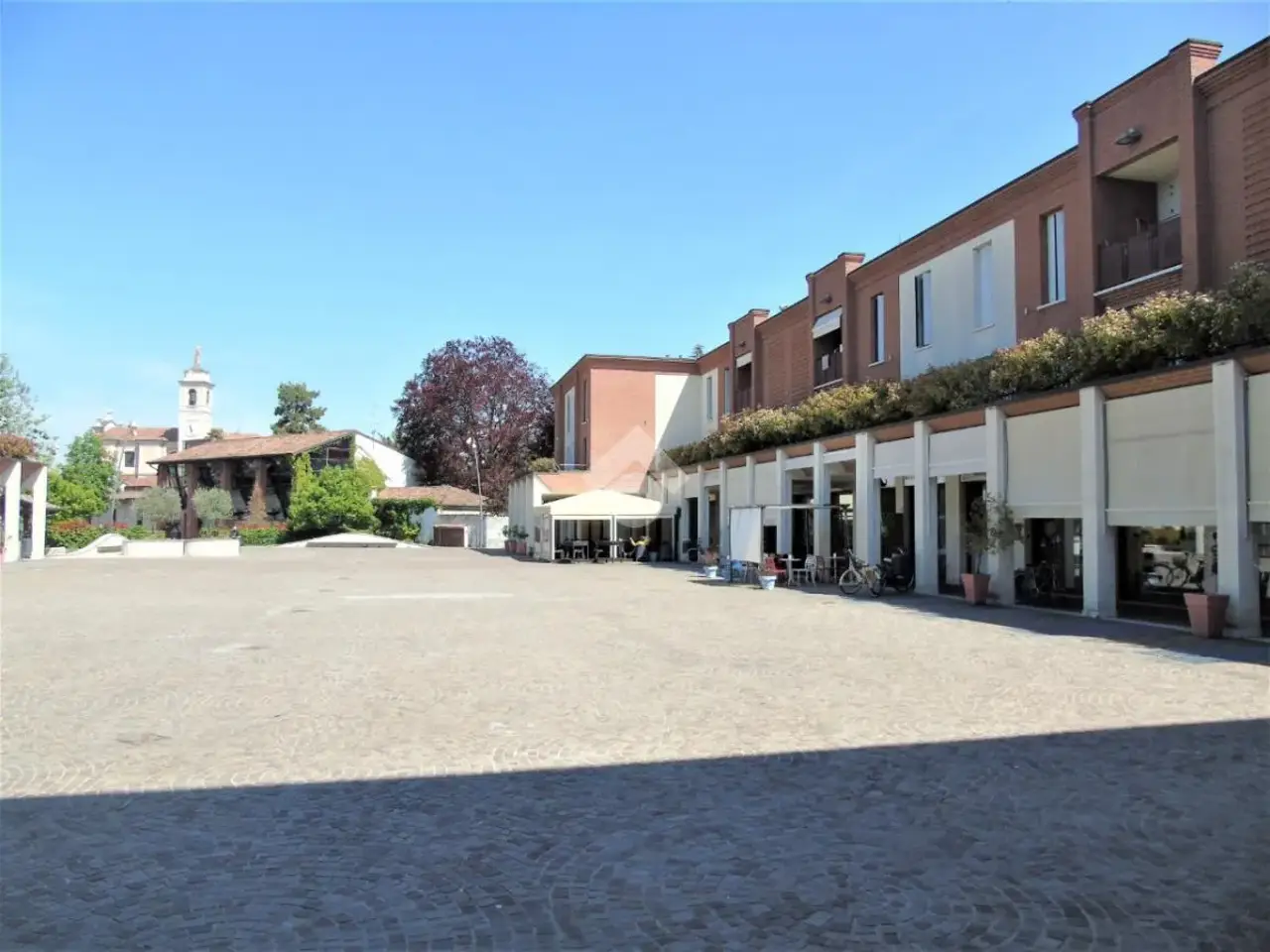 Negozio in Piazza Castello, Borgosatollo, {3} - Foto 1