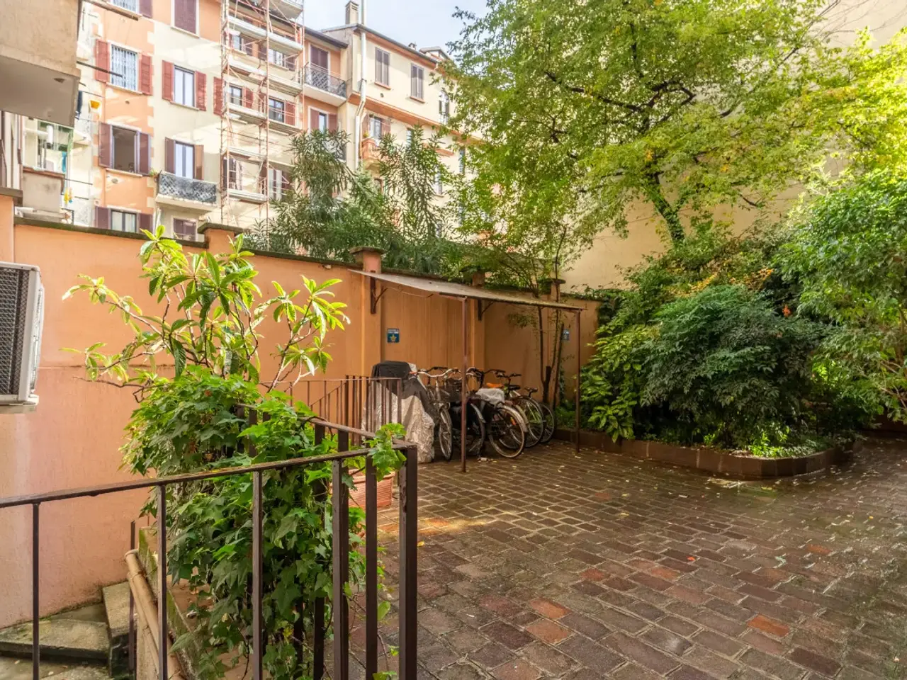 Magazzino in Via Clefi, 3, Milano, {3} - Foto 1