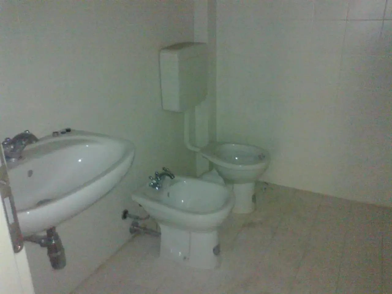 Esercizio commerciale in Via di Gello, Pisa, {3} - Foto 1