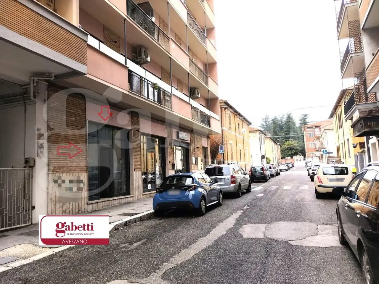 Negozio in Via Oslavia  15, Avezzano, {3} - Foto 1
