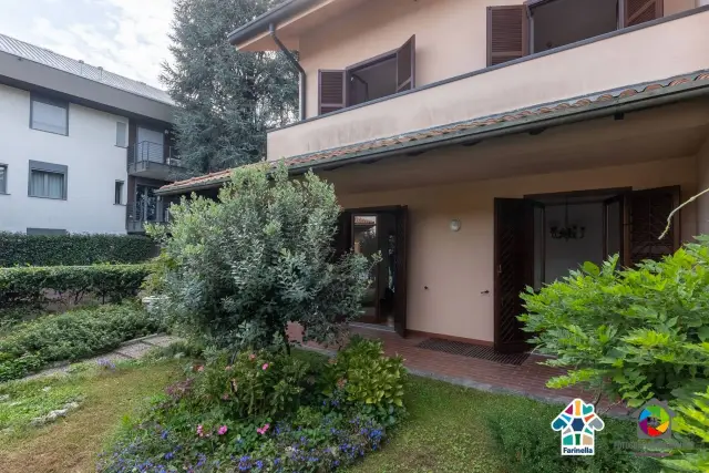 Villa in Via Privata Vincenzo Monti 4b, Carate Brianza - Foto 1