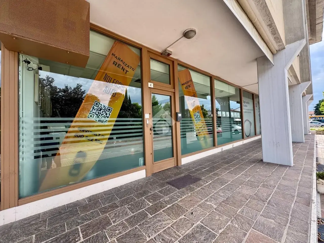 Negozio in Piazza Alcie De Gasperi 10, Resana, {3} - Foto 2
